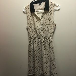 Forever 21 Sleeveless Cross Dress W/ No Back